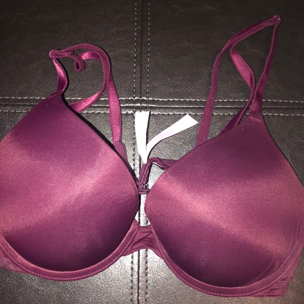 Victoria’s Secret bra size 34B